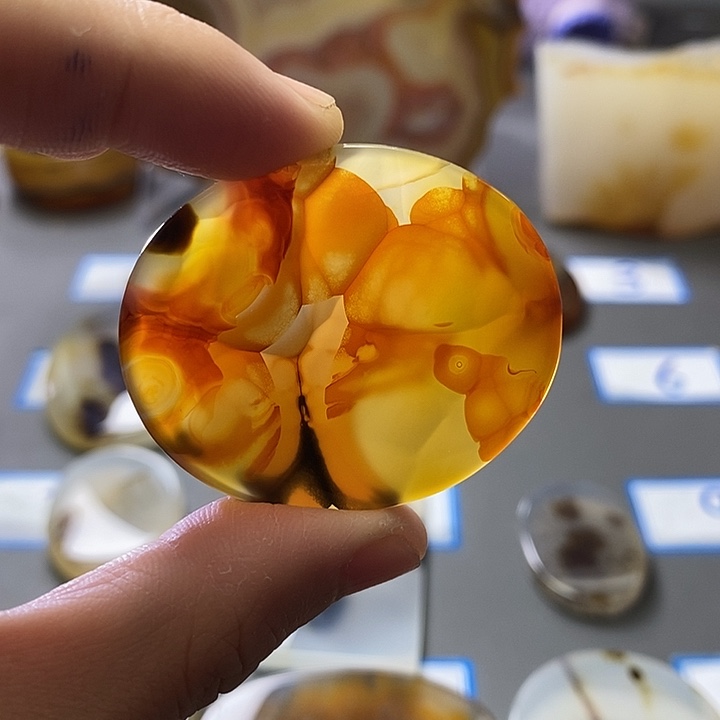 玛瑙/玉髓未镶嵌珠宝半成品136