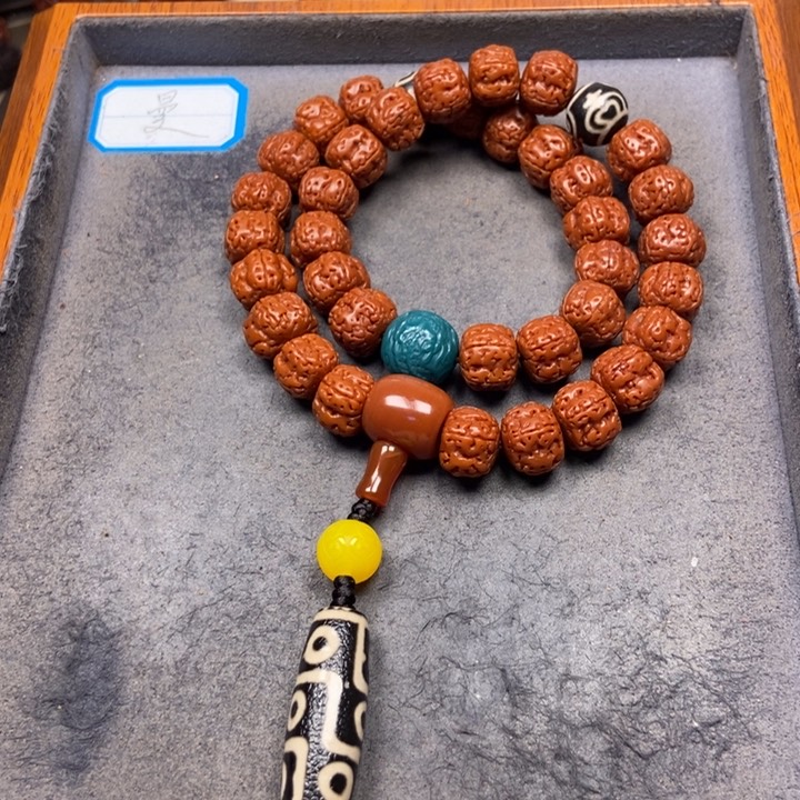 金刚菩提吊坠菩提