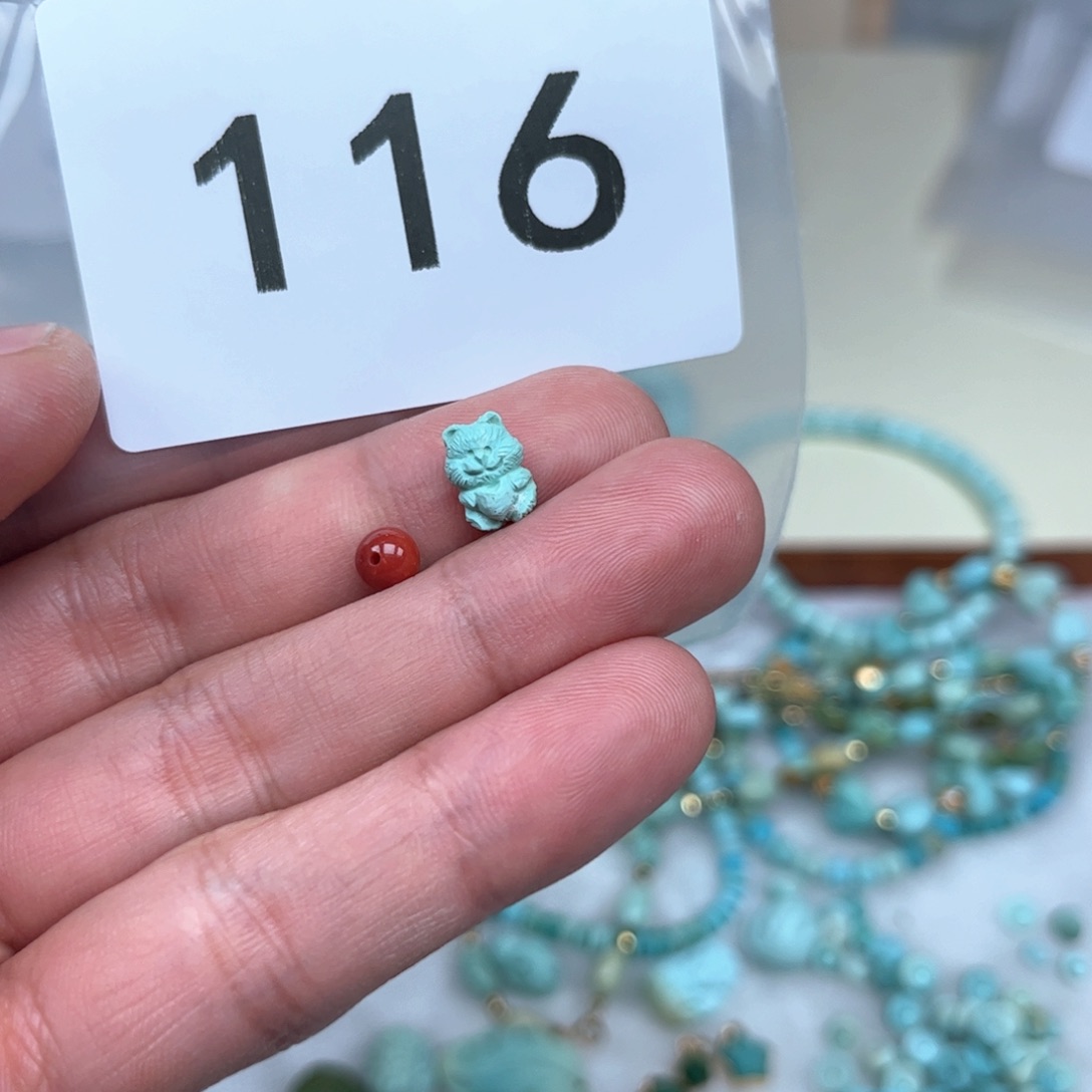 南红玛瑙未镶嵌珠宝奇石