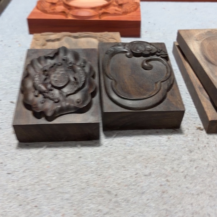 德***石风车木（黑檀木）瑕疵底座