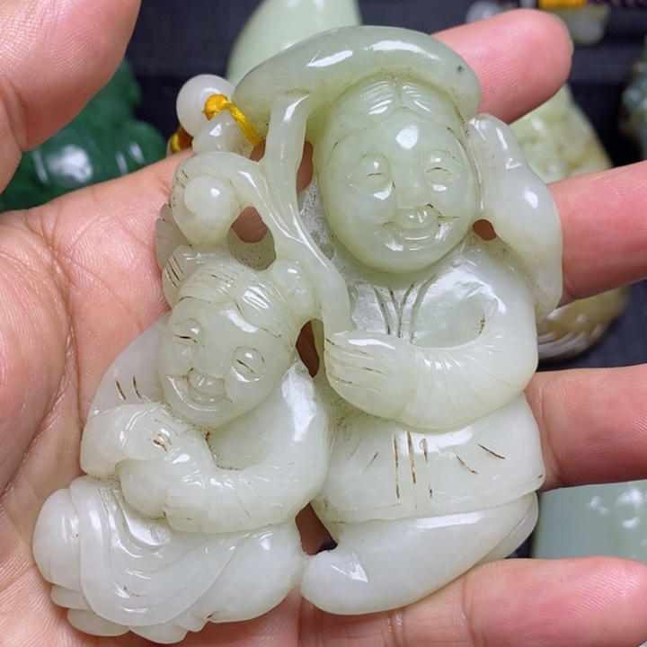 和田玉颈饰未镶嵌