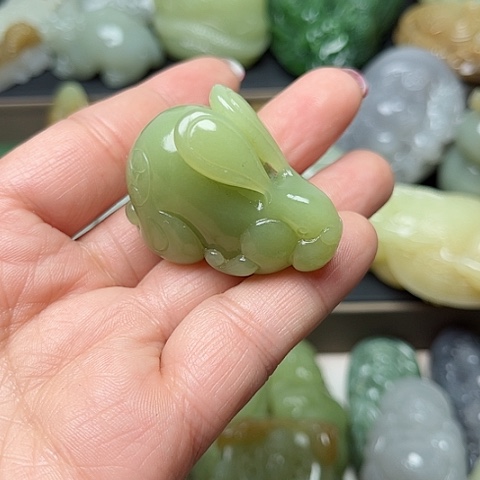 颈饰未镶嵌和田玉学****友