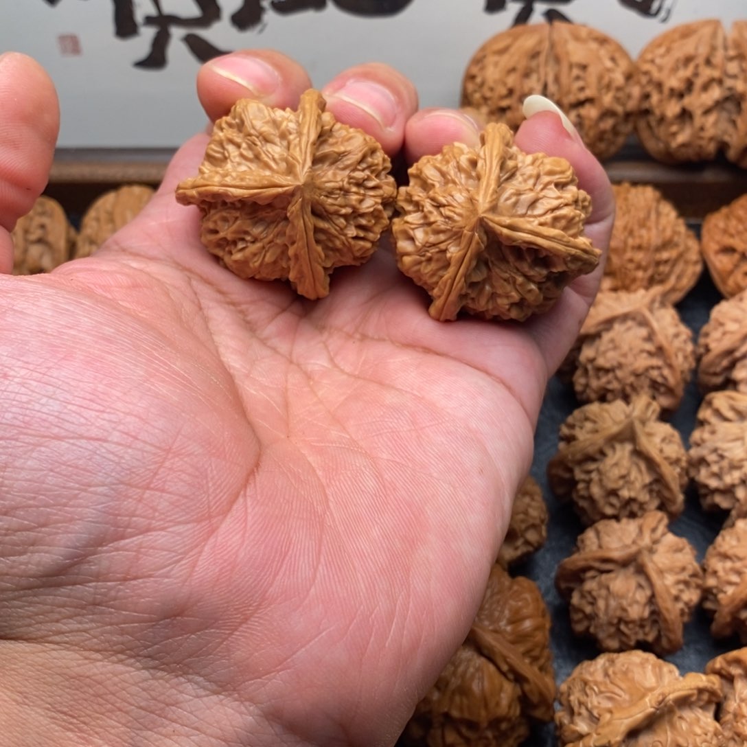 文玩核桃把件玉玺丁字