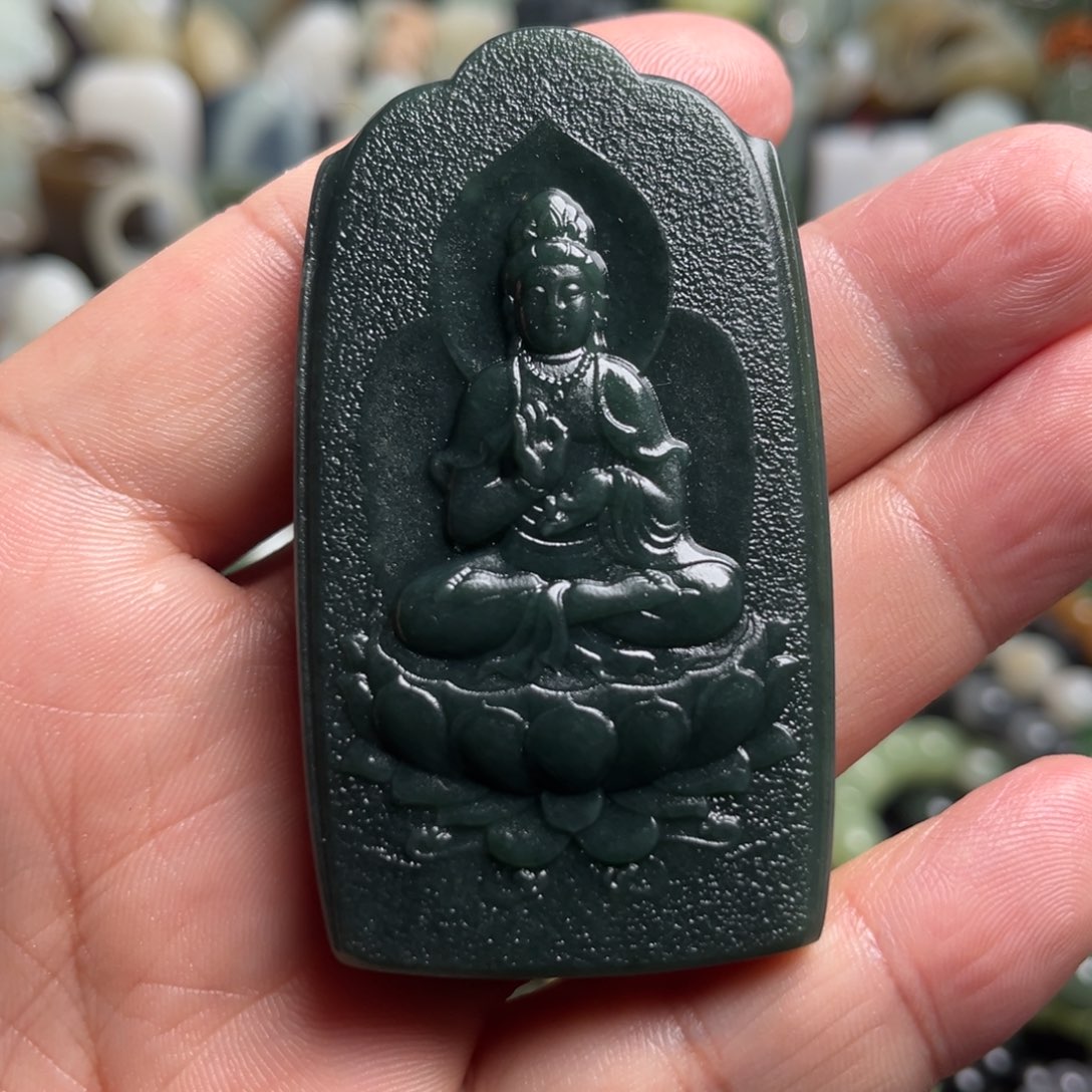 和田玉未镶嵌吊坠(不含链)