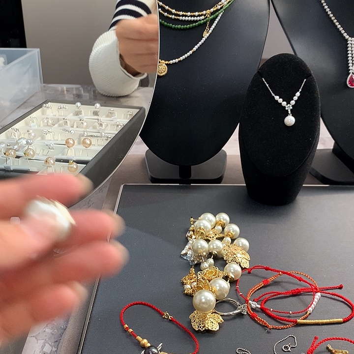 琉璃纯铜合金不对称云朵耳钉