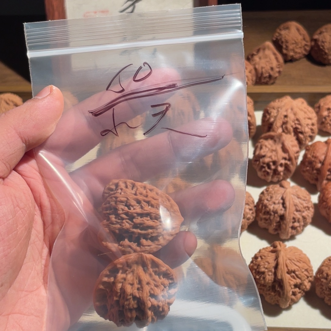 小***天佛肚文玩核桃xxzxxx