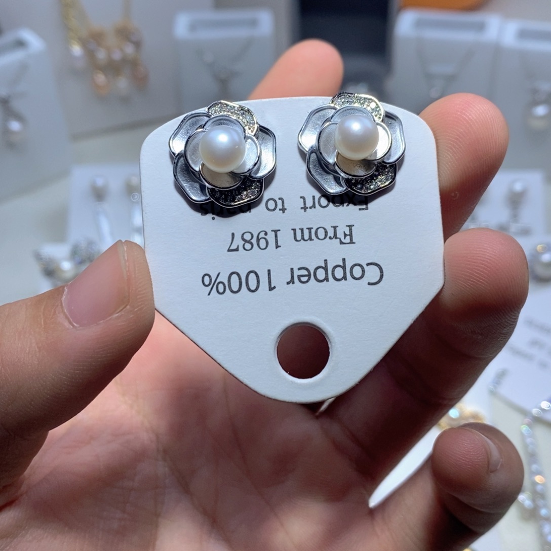 银S925镶嵌耳饰淡水珍珠