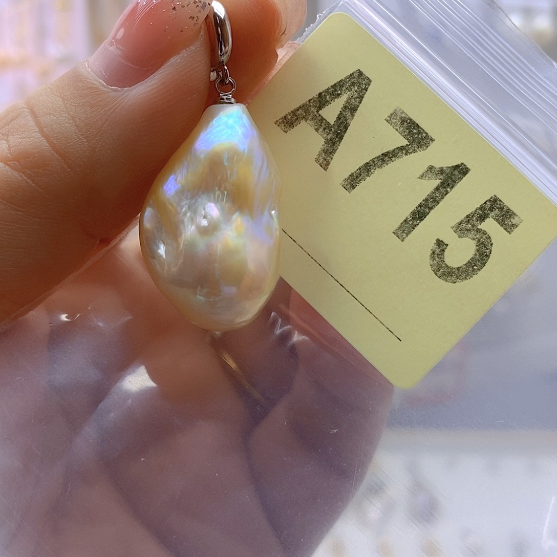 淡水珍珠颈饰未镶嵌