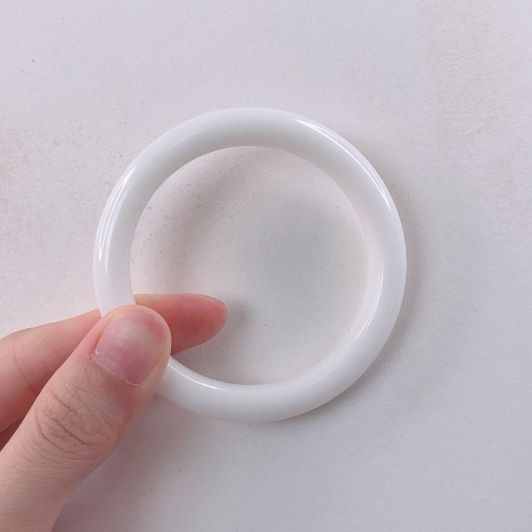 Y***～蓝田玉（蛇纹石化大理石玉）手镯未镶嵌