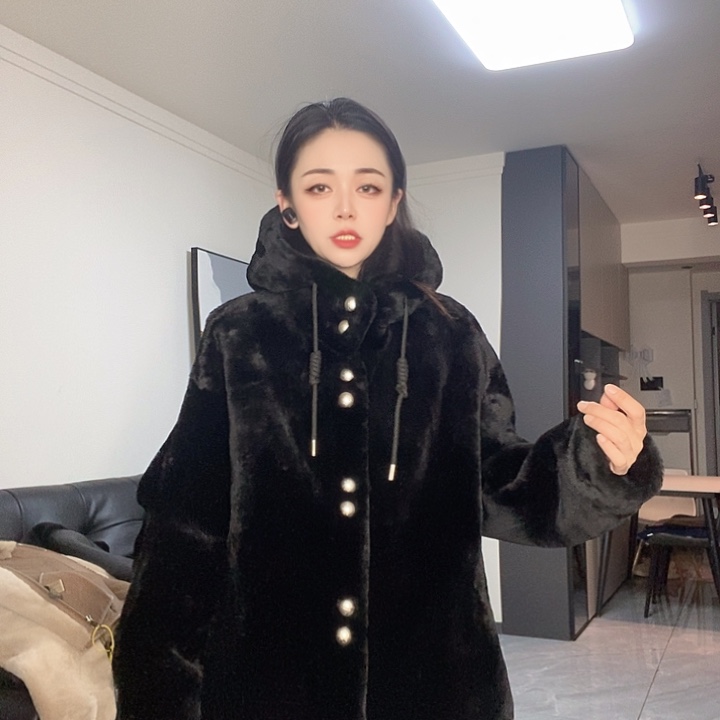 绵羊皮美丽奴皮毛一体M130斤内