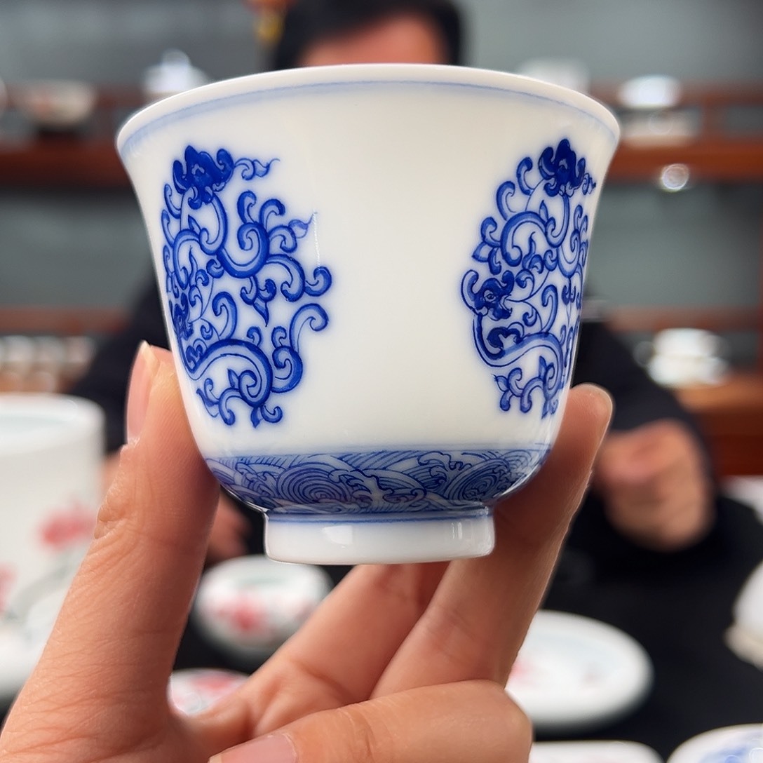 发*柴窑青花团龙铃铛杯 微瑕