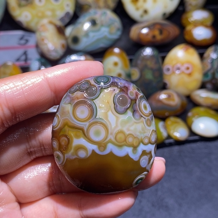 玛瑙/玉髓未镶嵌珠宝奇石124