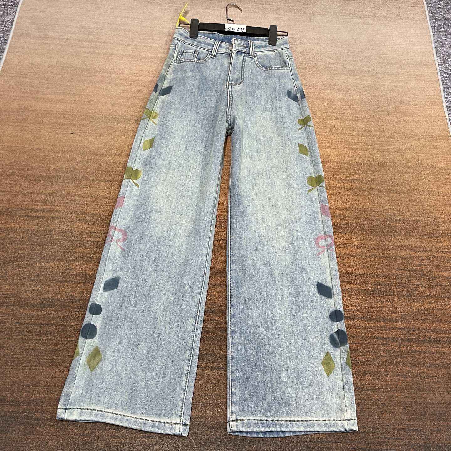 #C4-Q7689 加绒-厚绒 浅蓝个性印花直筒女裤 高弹