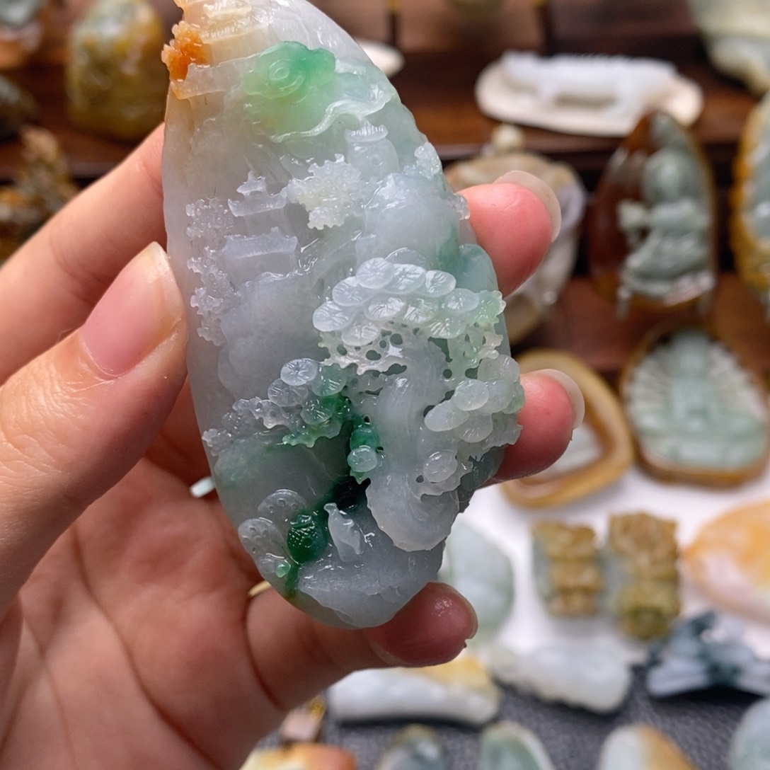 陪***大定制翡翠未镶嵌翡翠
