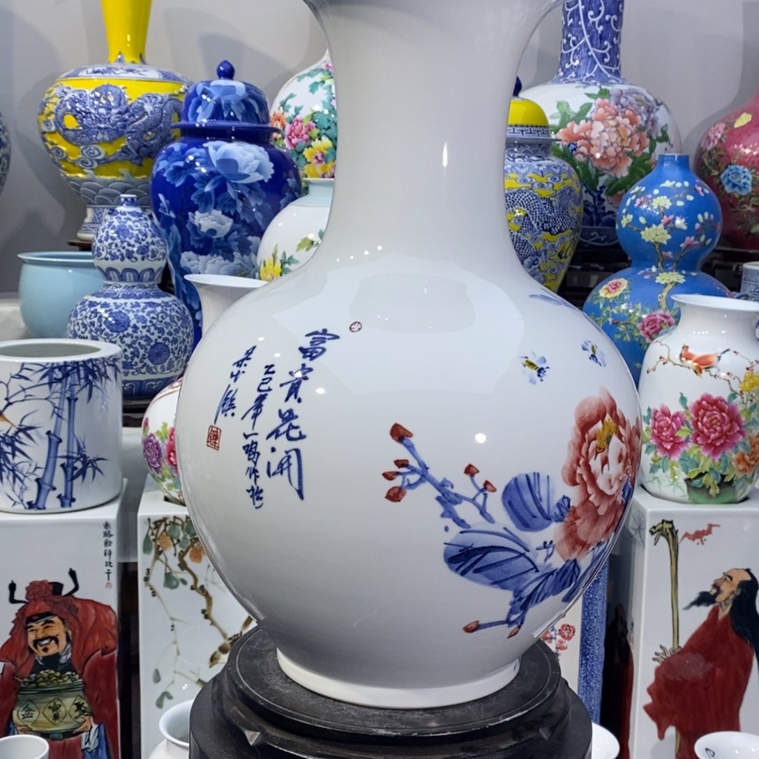 景德镇陶瓷艺术品秋*