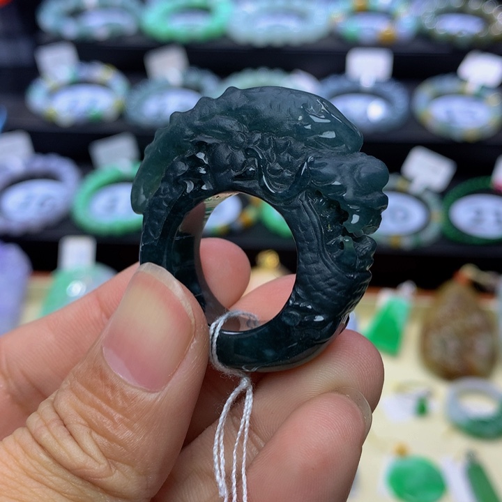 翡翠手链未镶嵌翡翠 