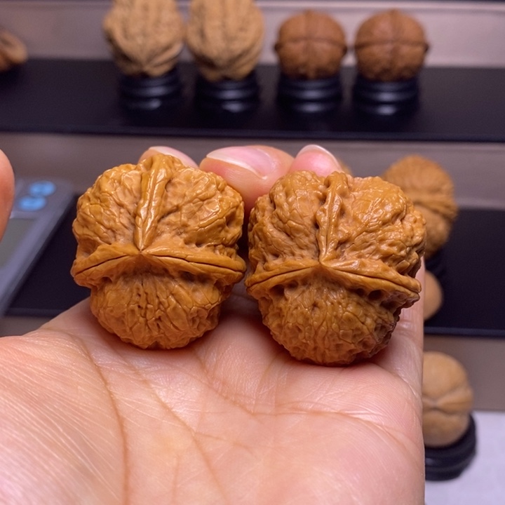 文玩核桃把件七星三楞57