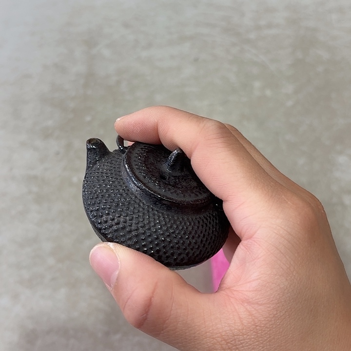 王***雷瓷器制作工艺品美术