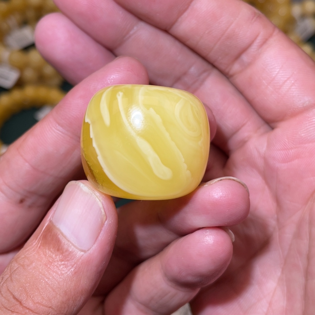 未镶嵌蜜蜡珠宝奇石17.35