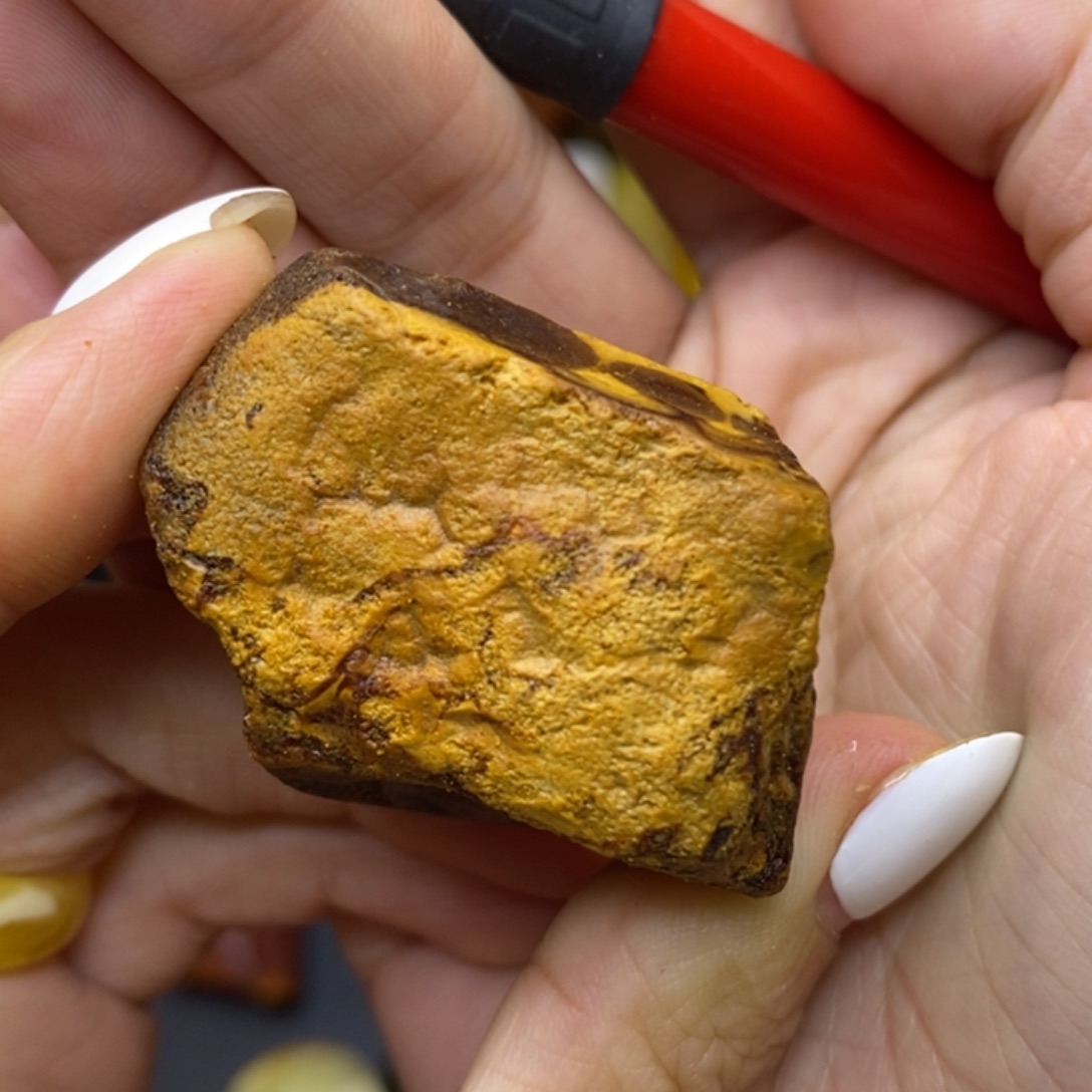 未镶嵌定制琥珀R***n胖