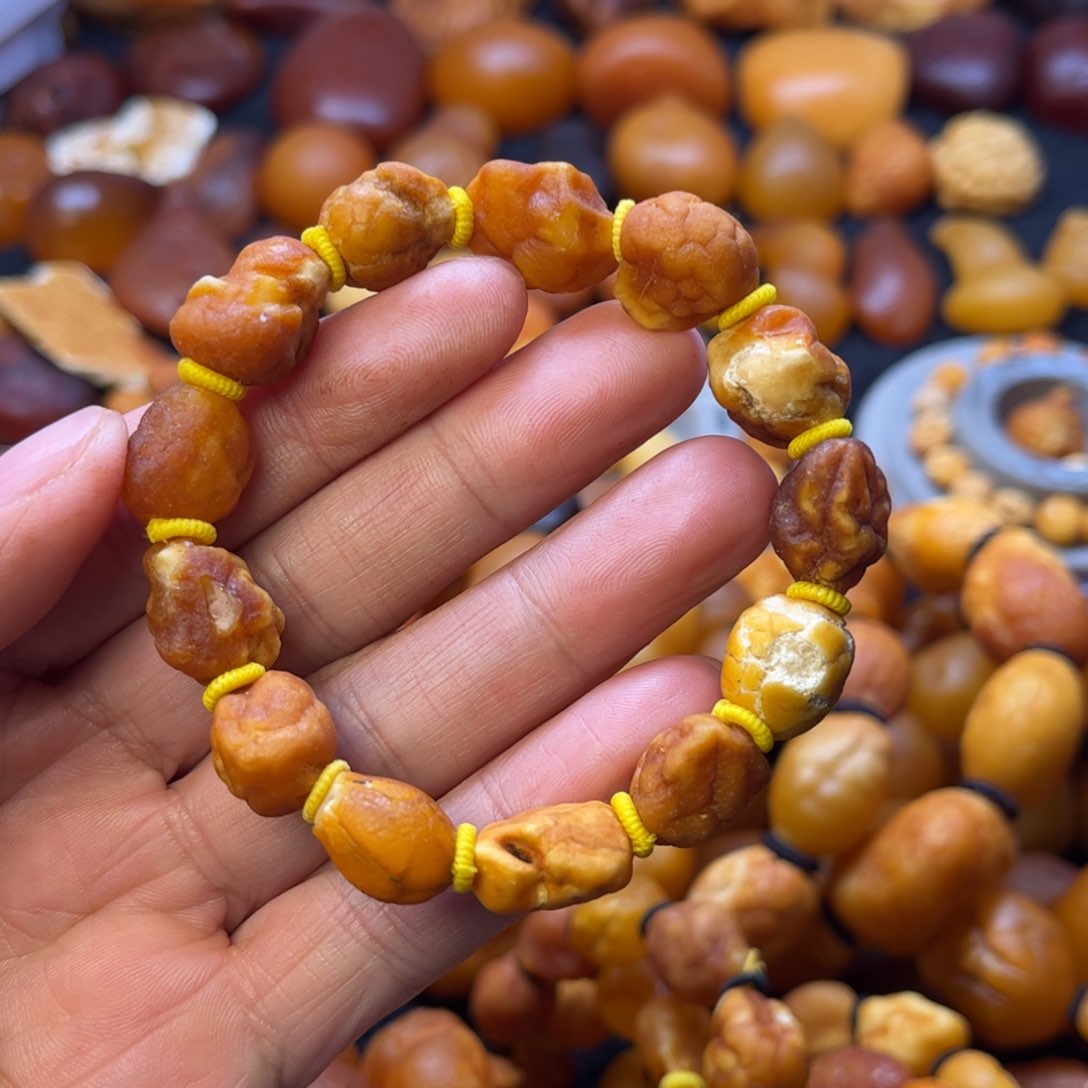 琥珀裸石未镶嵌天然蜜蜡手串