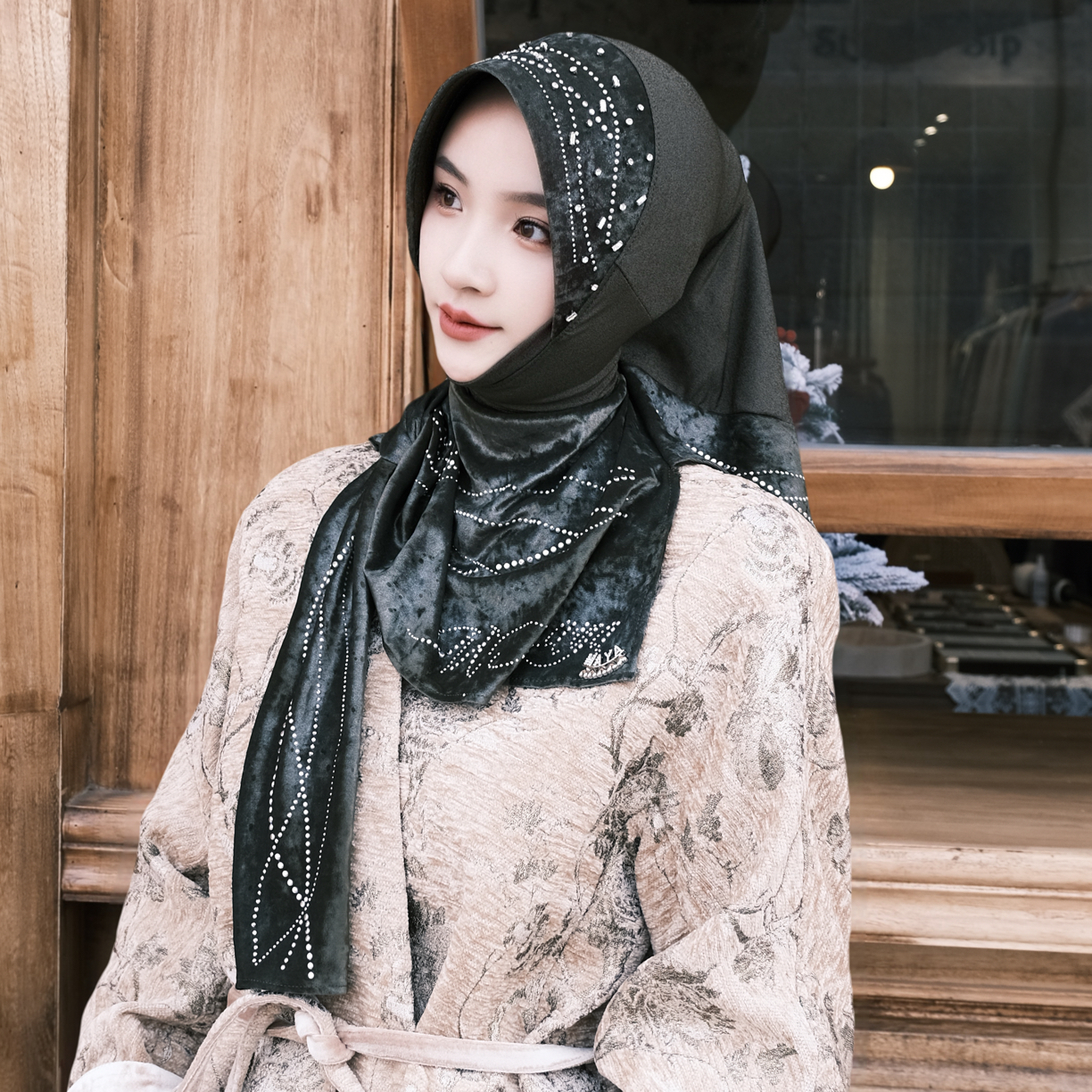 MT玛雅  新款热卖硬帽檐《芸佳》 丝绒拼接头巾 精致百搭盖头