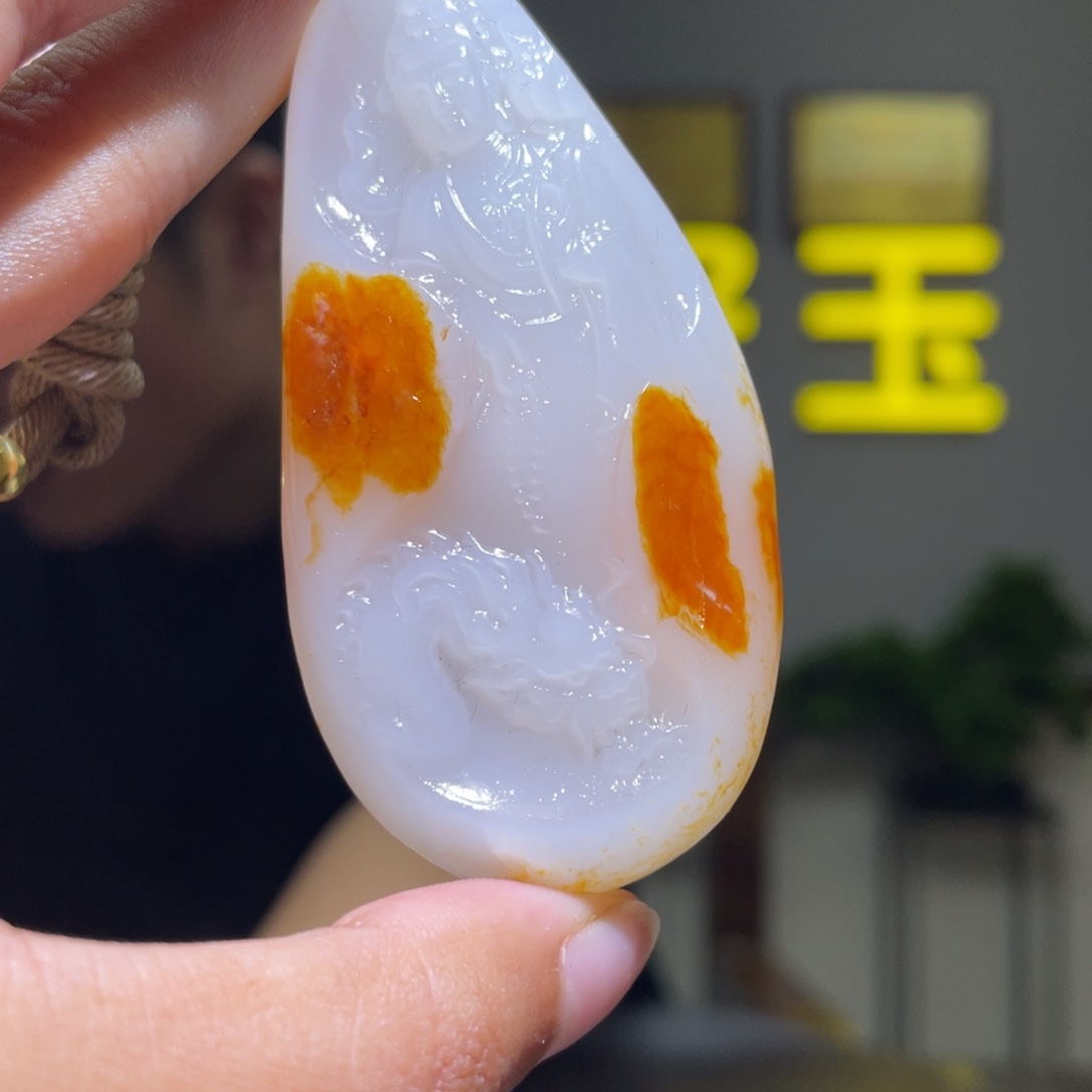 京***际颈饰未镶嵌和田玉
