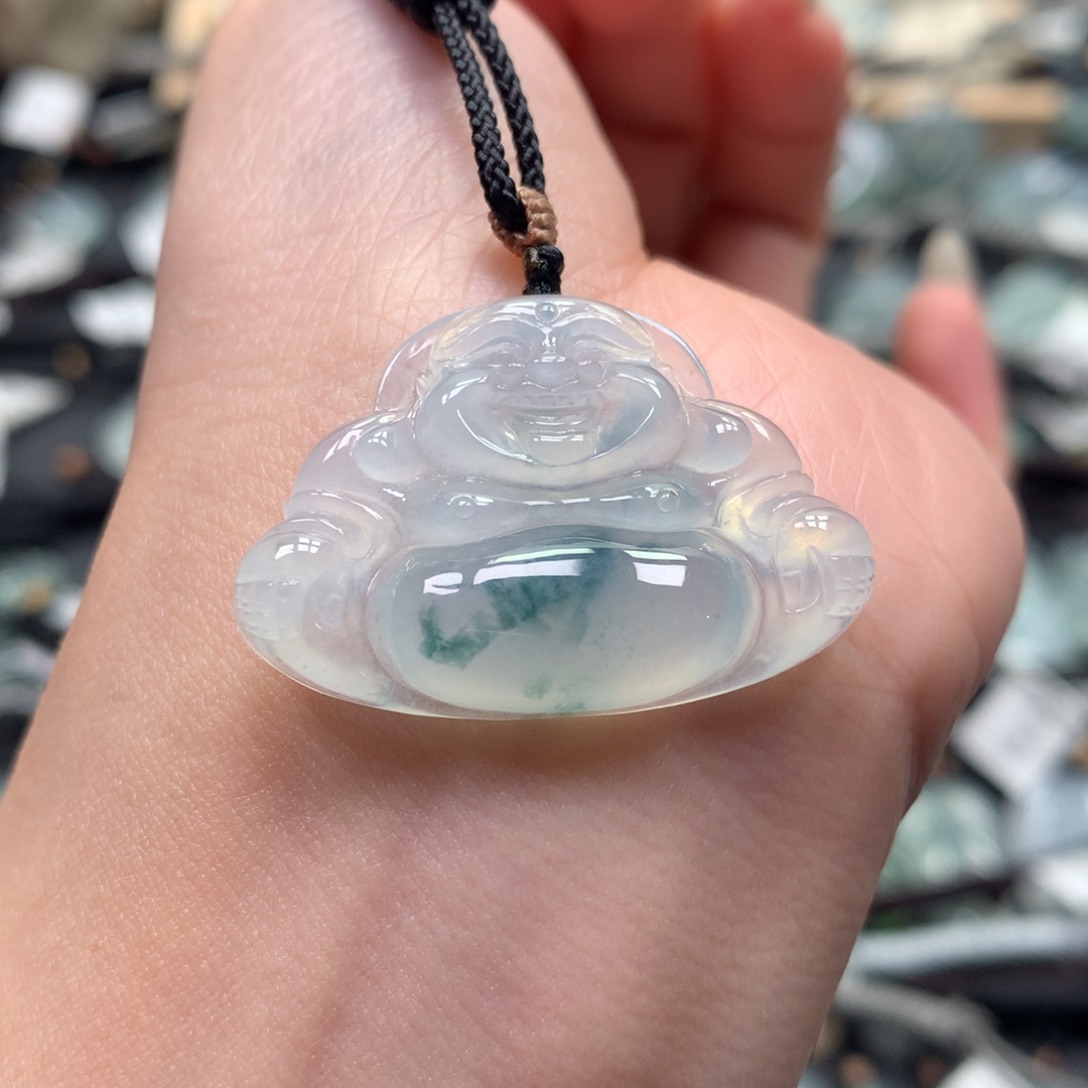 翡翠颈饰未镶嵌佛公