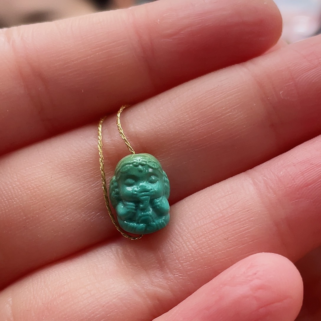 绿松石颈饰未镶嵌