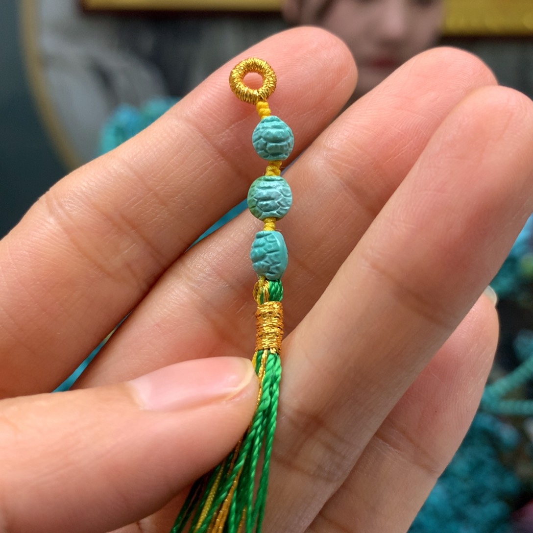 绿松石配饰未镶嵌