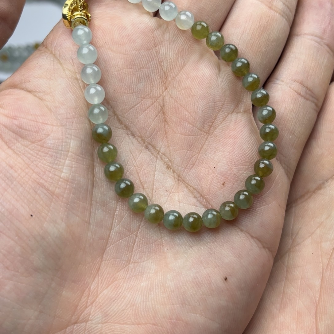 天***啦翡翠未镶嵌颈饰122