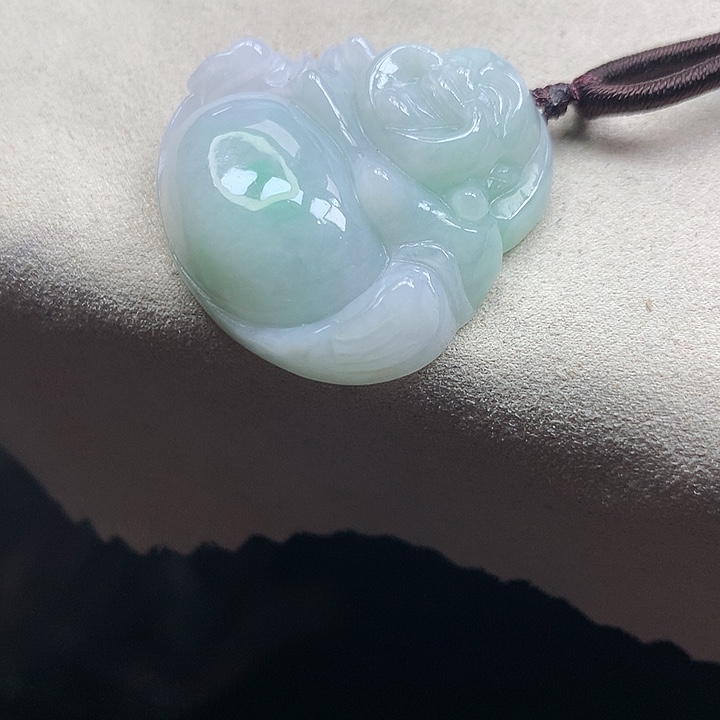 翡翠颈饰未镶嵌吊坠