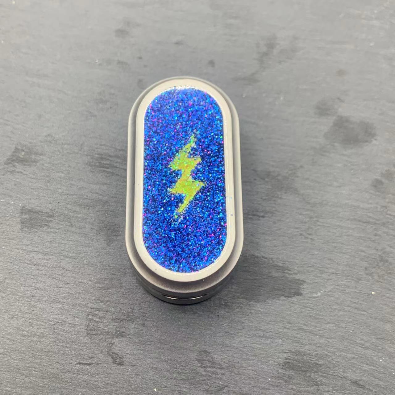 【样品处理】解压玩具edc推牌样品处理默认划痕