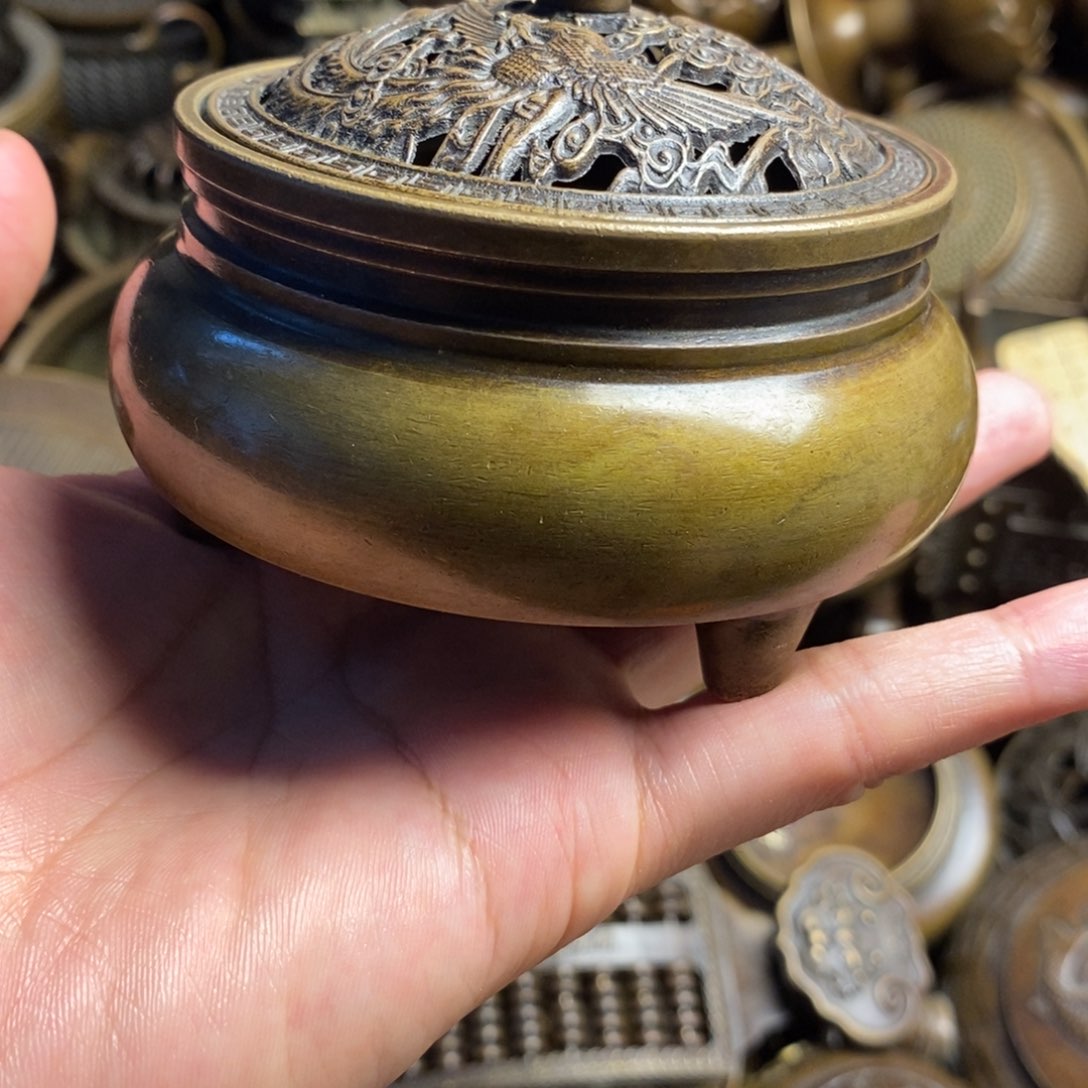 精美铜器做工精良