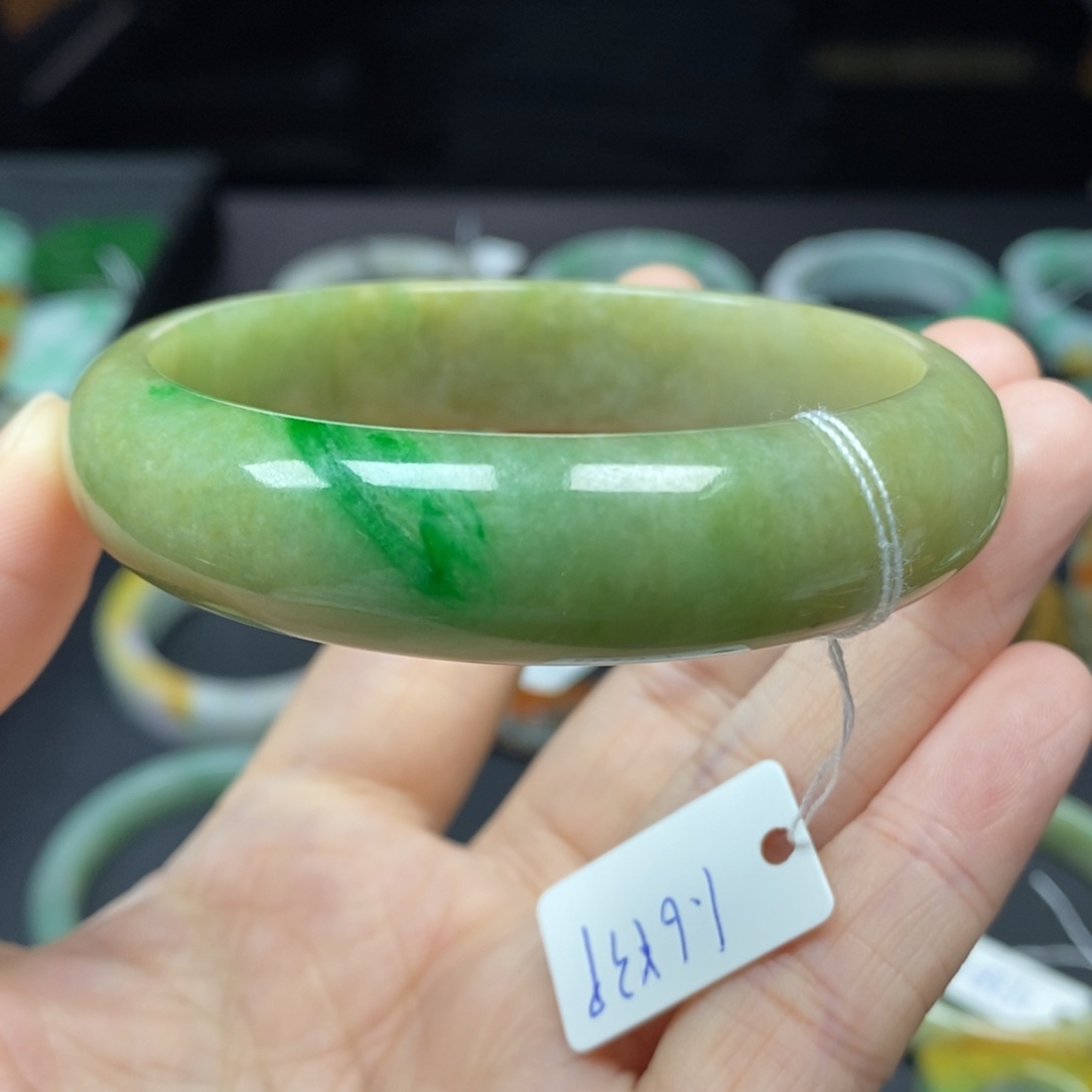 翡翠颈饰未镶嵌58.9圈口48号