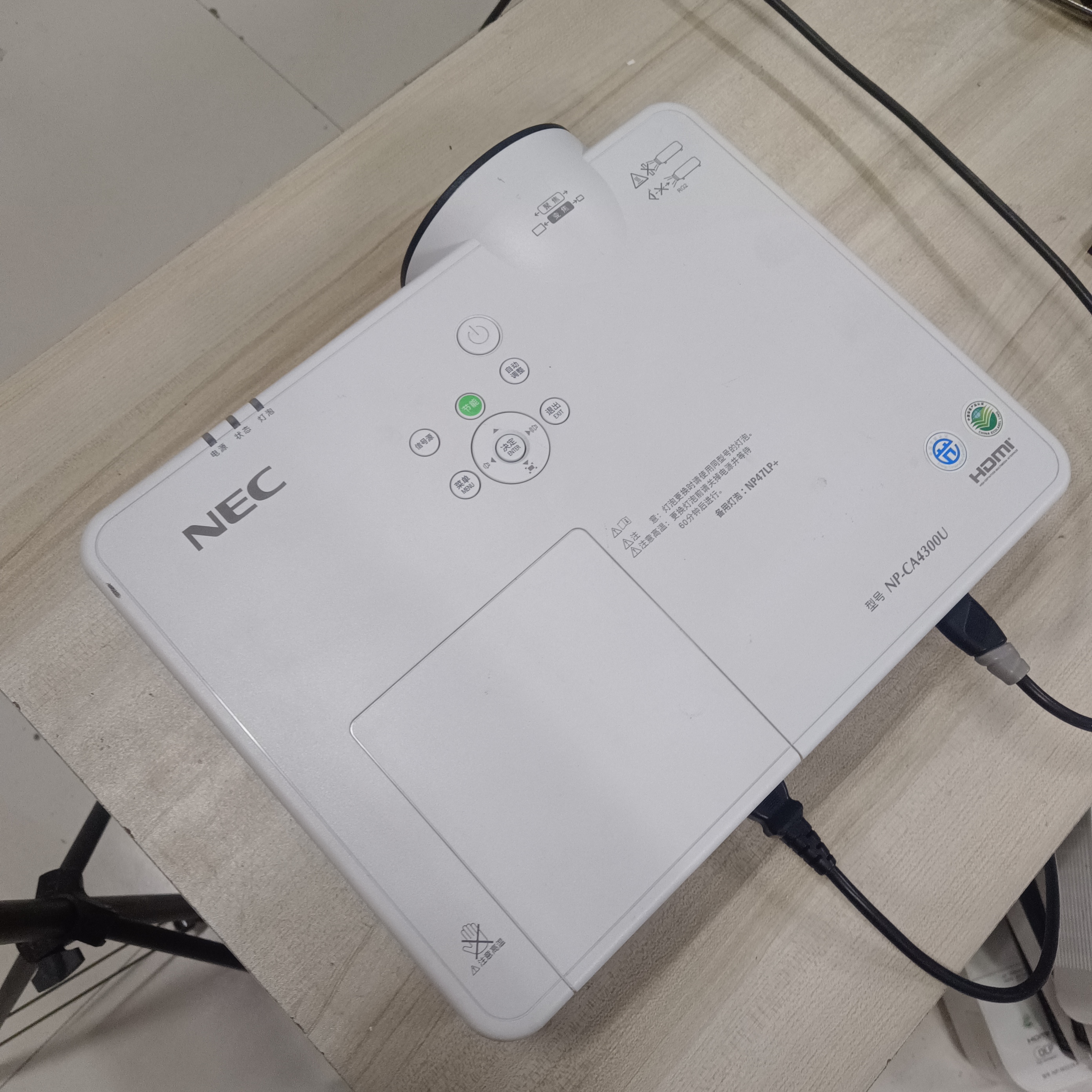 9新 NEC 二手nec投影仪运费自理