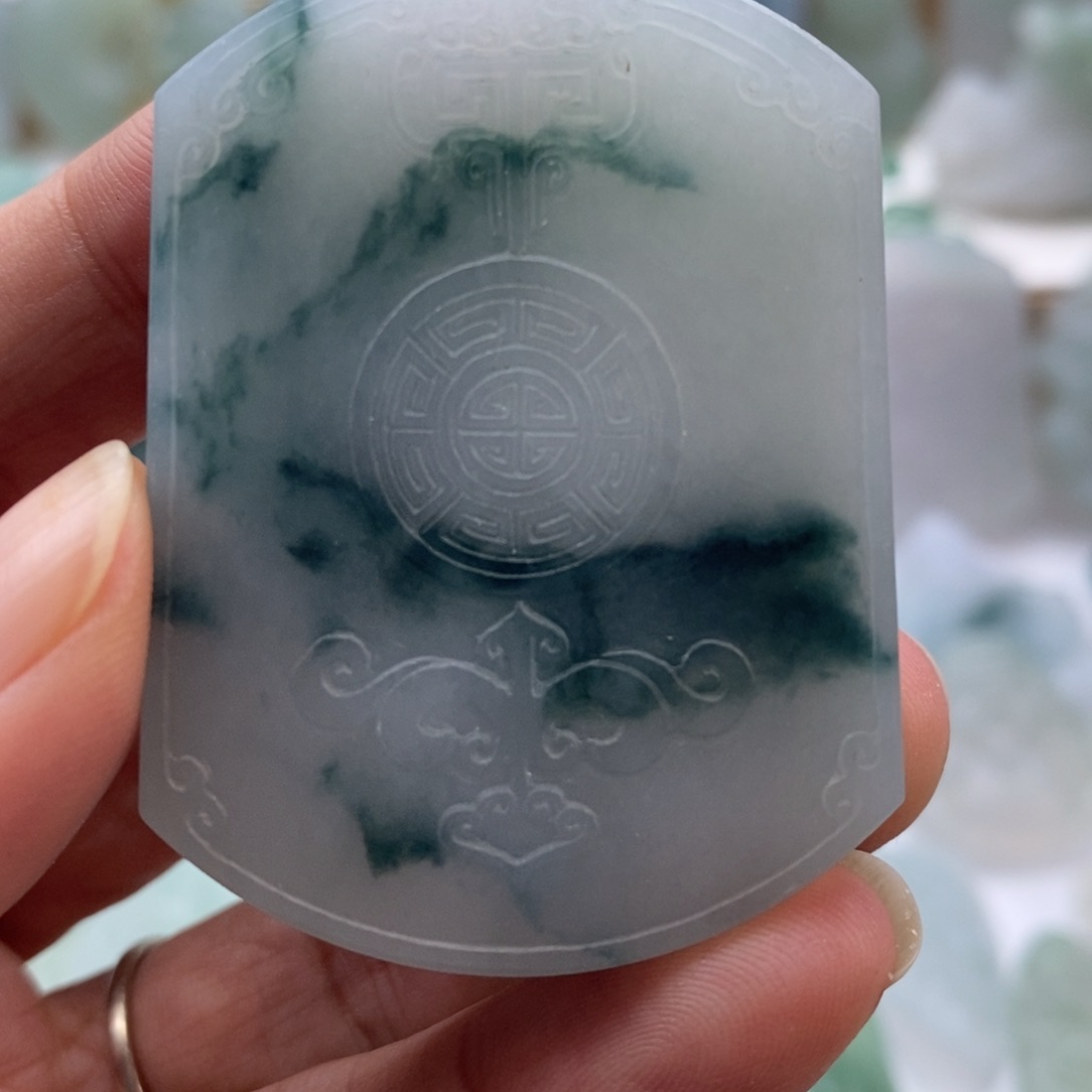 未镶嵌定制翡翠人***后