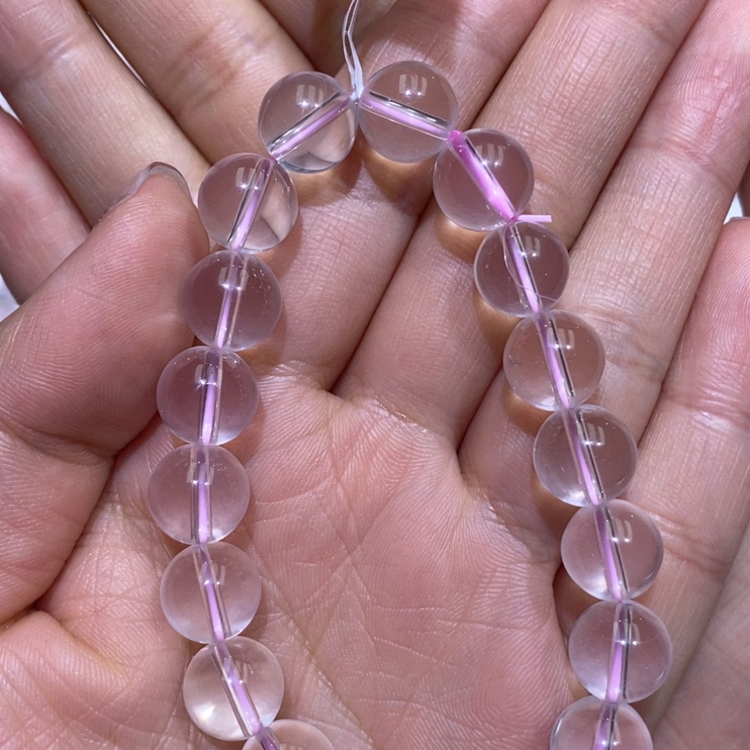 水晶多样性发一未镶嵌?*。