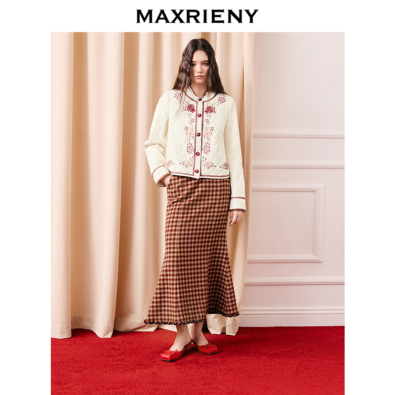 MAXRIENY2026春季立体花卉刺绣棉服外套菱格绗缝新年穿搭复古女装