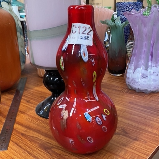 琉璃花瓶高33厘米口径3厘米