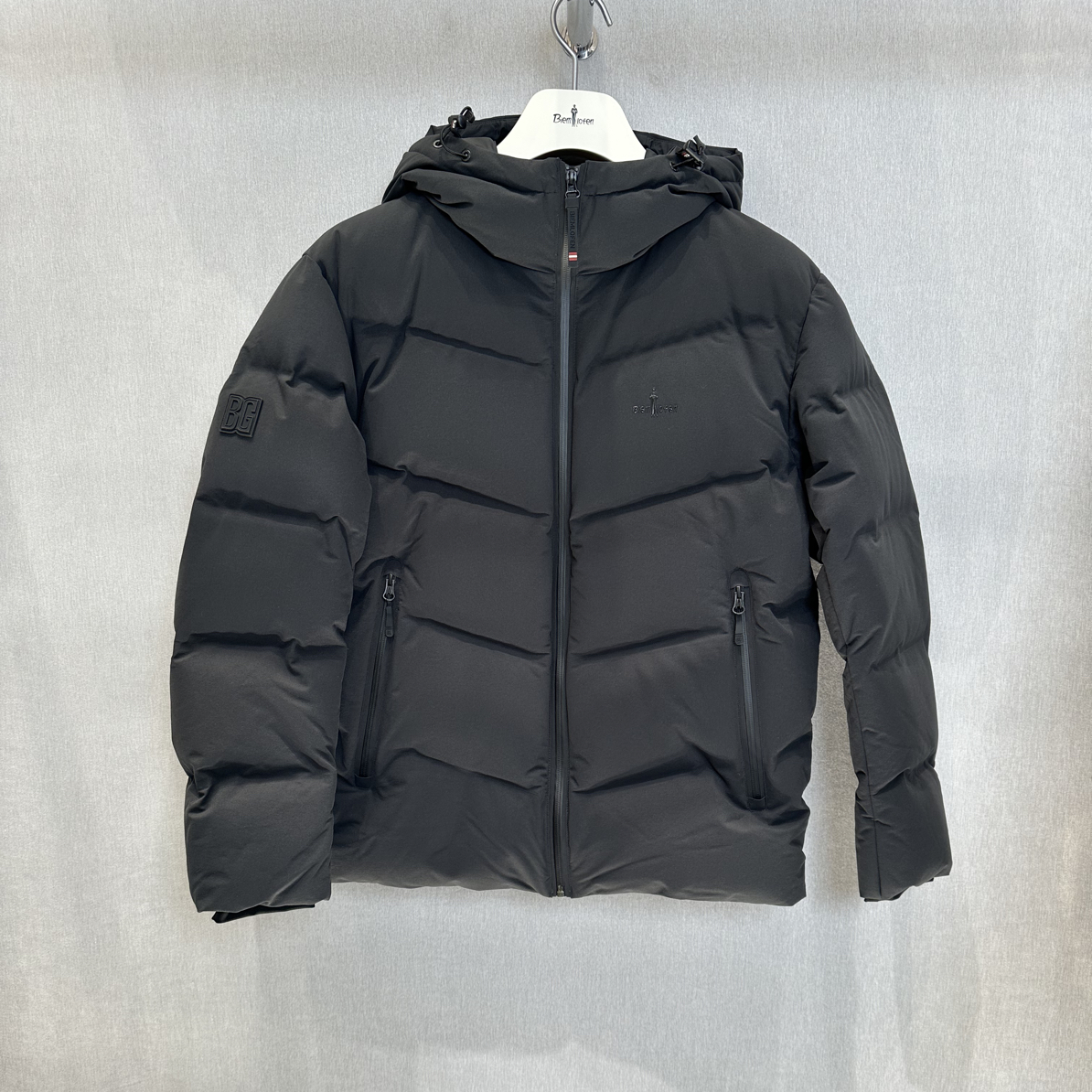 比音勒芬25冬季新品羽绒服2963