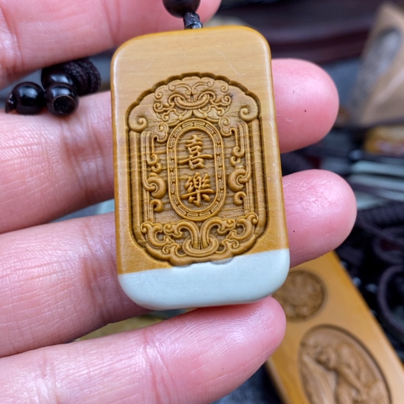 【闪购商品】原石雕刻手把件