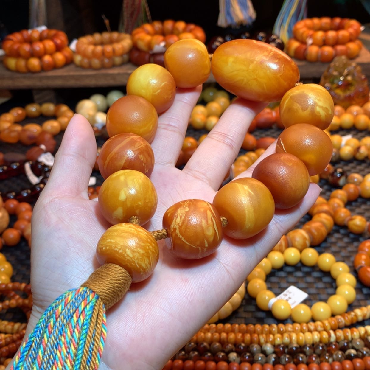 【闪购商品】手串蜜蜡未镶嵌天**旅蜜蜡手串