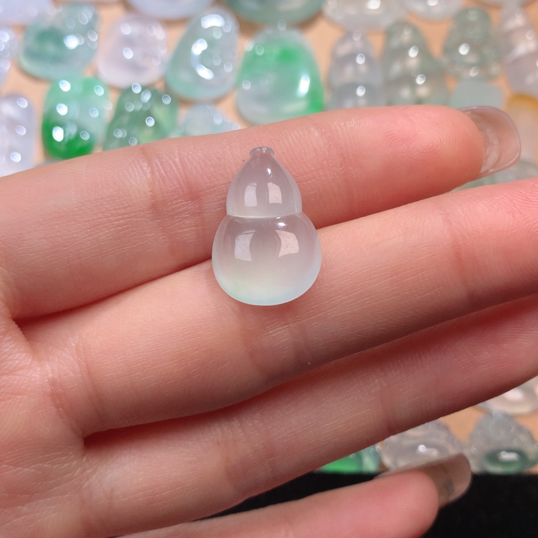 定制翡翠未镶嵌葫芦