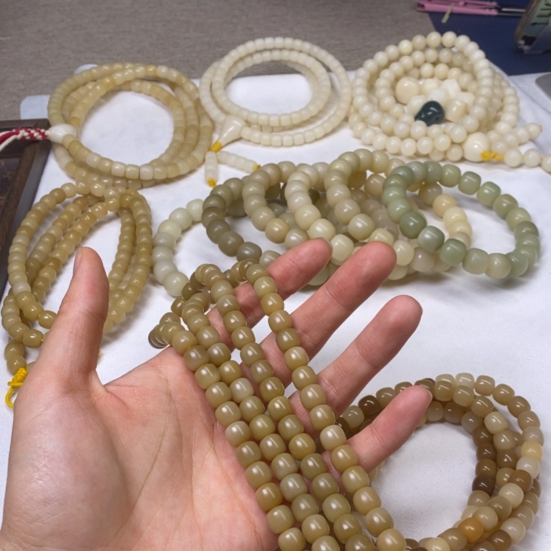 9***.吊坠菩提根/象牙果99