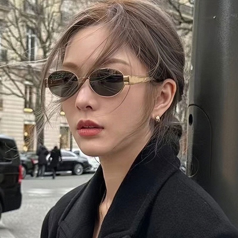 时尚椭圆行墨镜女款金属网红街拍港风户外高颜值凹造型太阳镜8073
