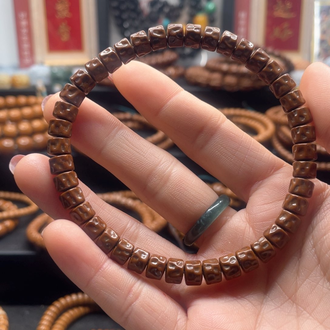 紫金鼠手串一**梦7*5纯肉雕刻无相手串