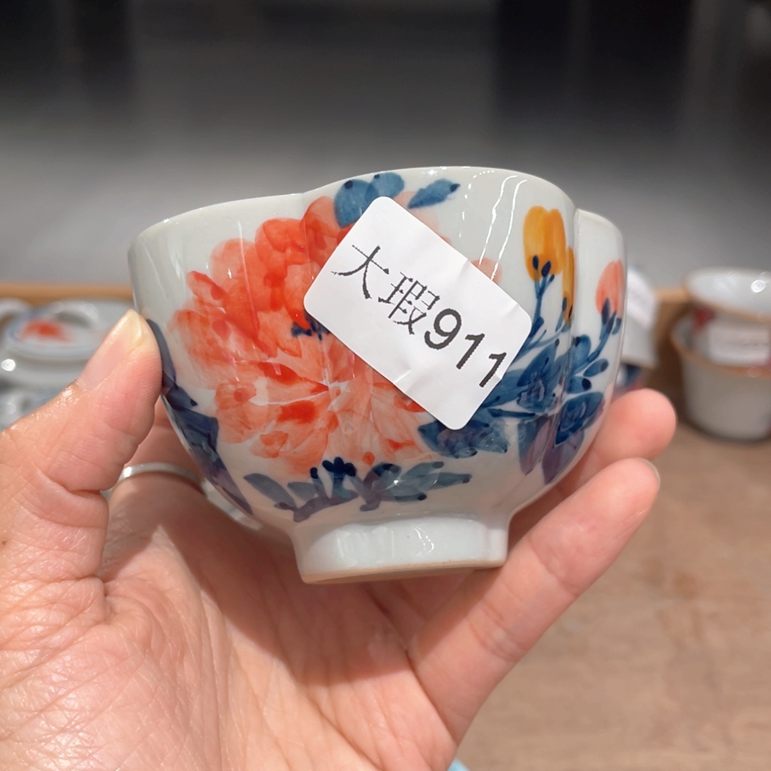 釉下手绘茶具微瑕