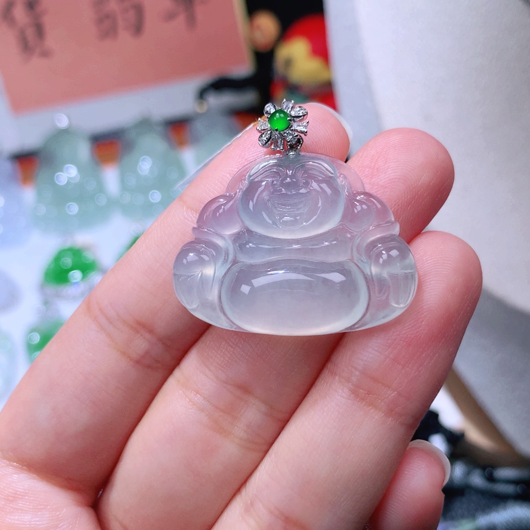 颈饰18K金镶嵌翡翠佛公