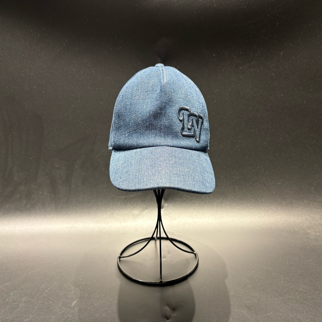 未使用 LouisVuitton/路易威登 1V侧标镂空刺绣棒球帽可调节5409